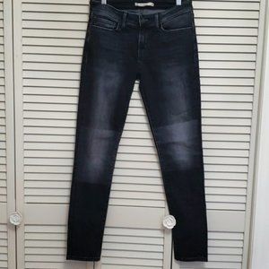 Levi's 711 Skinny, Faded Black, Size W28 L32